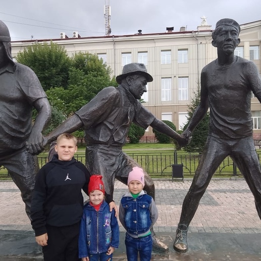 Фотография Памятник любимым героям фильма | Татьяна Александровна Фирулева